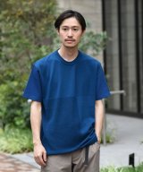ブルー