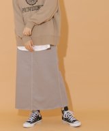 グレー