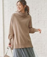 ベージュ