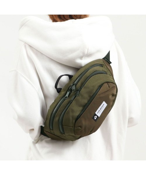 ヤックパック バッグ Yakpak ウエストバッグ Deacon Waist Bag ボディバッグ 2層 4l 斜めがけ 撥水 軽い T ヤックパック Yakpak D Fashion
