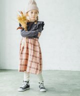 ピンク