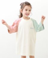 ピンク