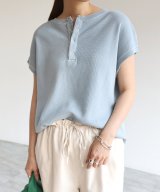 ブルー
