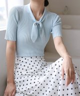 ブルー