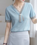 ブルー