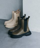 カーキ(36)