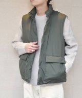 チャコールグレー