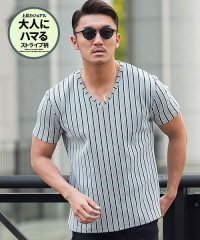 CavariA/CavariA オルタネートストライプVネック半袖Tシャツ メンズ ブランド オルタネートストライプ柄 縞柄 カットソー シンプル半袖 トップス ポリエステル /504022170