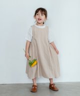 ベージュ