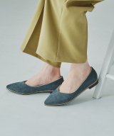 ブルー