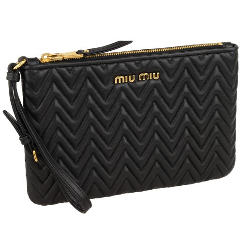 セール23 Off Miumiu ミュウミュウ Miumiu ミュウミュウ ポーチ リストレット ミュウミュウ Miumiu D Fashion