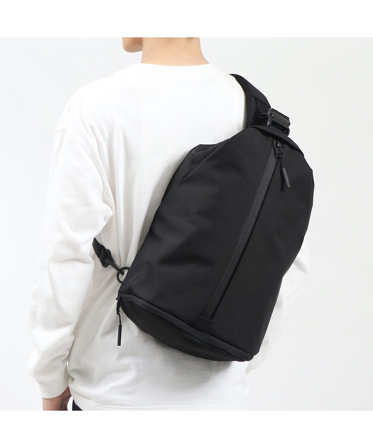 Aer Sling Bag 3 エアー