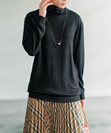 ブラック