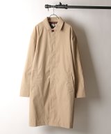 ベージュ