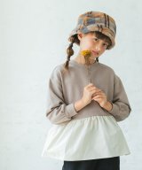 グレー