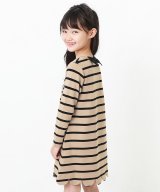 ベージュ