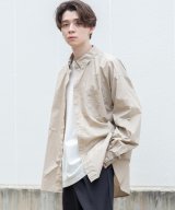 ベージュ