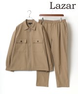 ベージュ