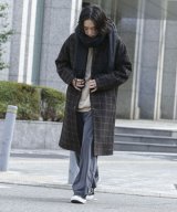 BROWN①