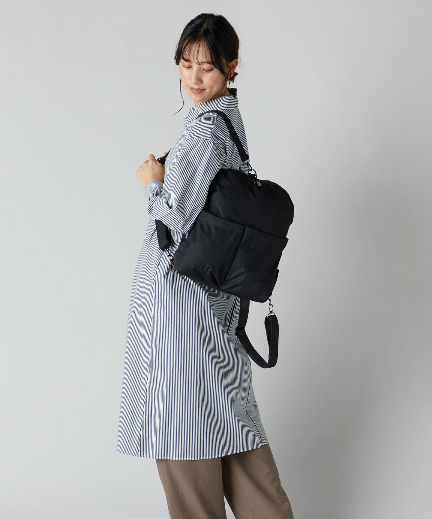 Y'SACCS vous et 5way リュック・ハンドバッグ　ブラック Y'SACCS vous et】サイドジップデイパック （リュック・バック