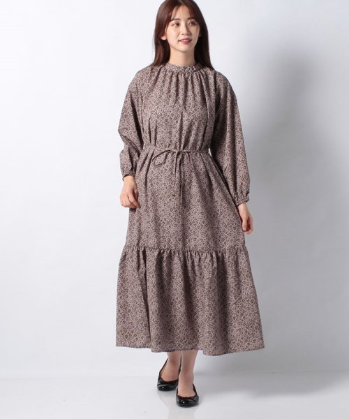 クーポン セール 58 Off Techichi Terrasse 花柄スタンドネックワンピース テチチ Te Chichi D Fashion