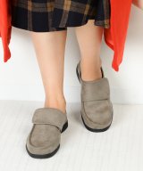 グレーベージュスエード