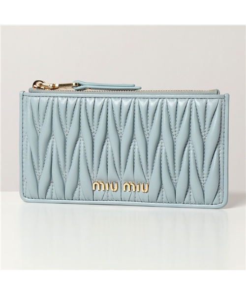 miumiu フラグメントケース