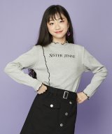 グレー
