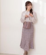 ブルー