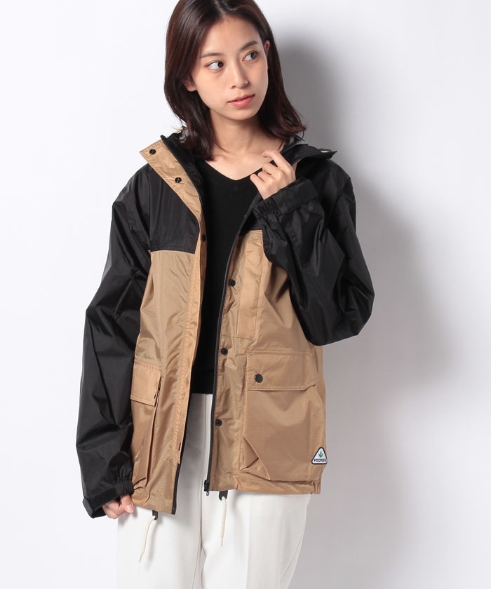 ダックス Daks レインコート ナイロンジャケット マウンテンパーカー フード ダックス Daks レインコート ナイロンジャケット マウンテン