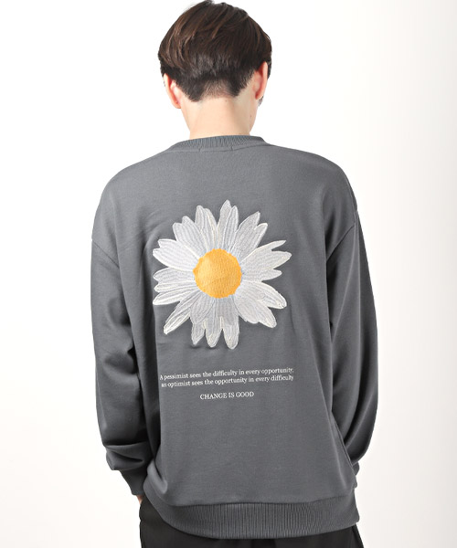 セール15%OFF】デイジー刺繍プルオーバー裏毛ビッグトレーナー セール15%OFF】デイジー刺繍プルオーバー裏毛ビッグトレーナー