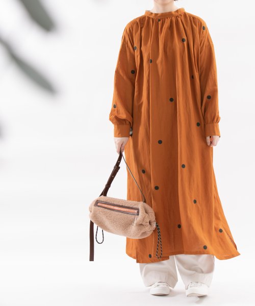 セール 40 Off リネンレーヨンポルカボトルネック2wayワンピース ノップドゥノッド Nop De Nod D Fashion