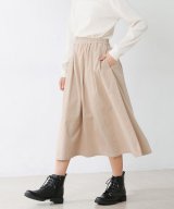 ベージュ
