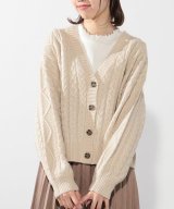 ベージュ