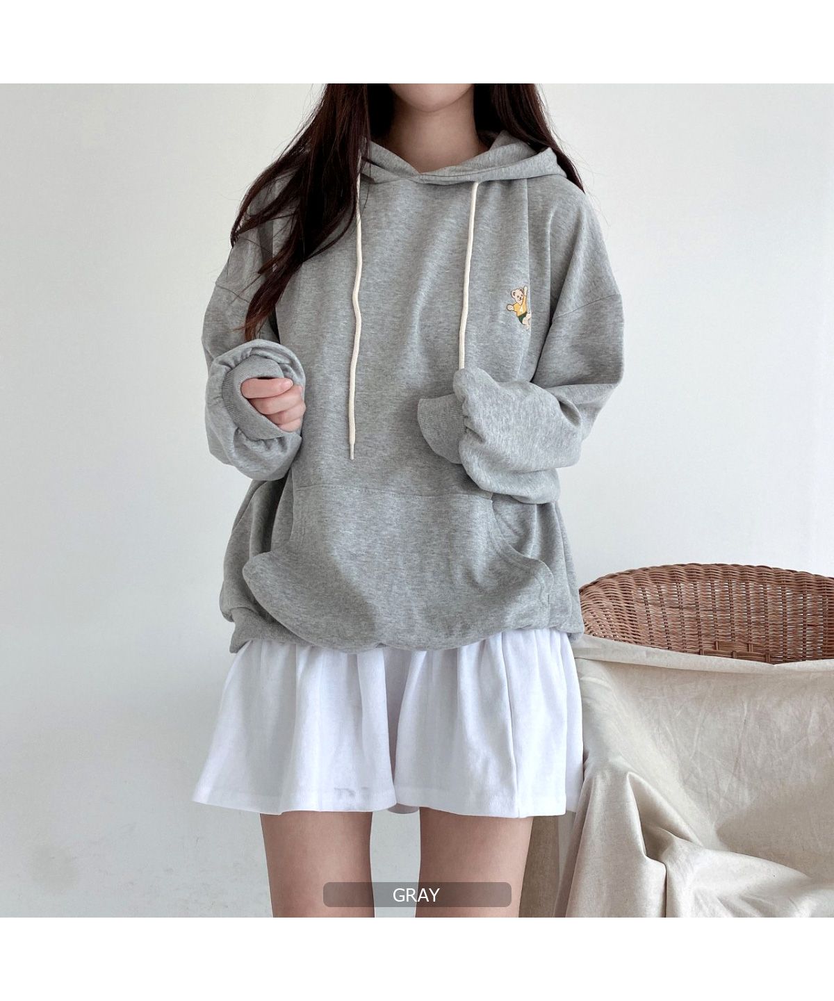 ワンフォークロージング 1111clothing クマ 刺繍 パーカー ワンフォークロージング 1111clothing クマ 刺繍 パーカー