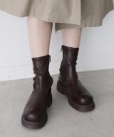 ブラウン