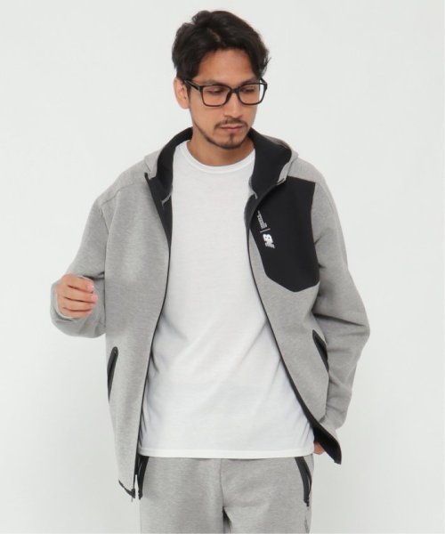 New Balance テックフリースジャケット