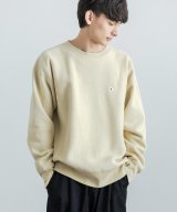 ベージュ