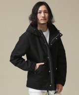 ブラック