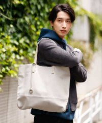 a.v.v (MEN)/ファンクショントートBAG/504216687