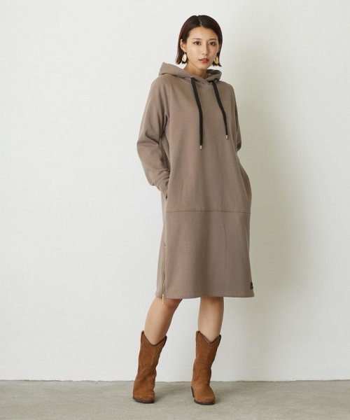 裏シャギー フードワンピース ニコルホワイト Nicole White D Fashion
