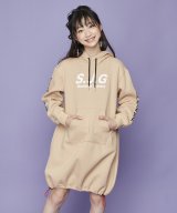 ベージュ