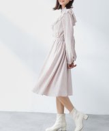 ピンク