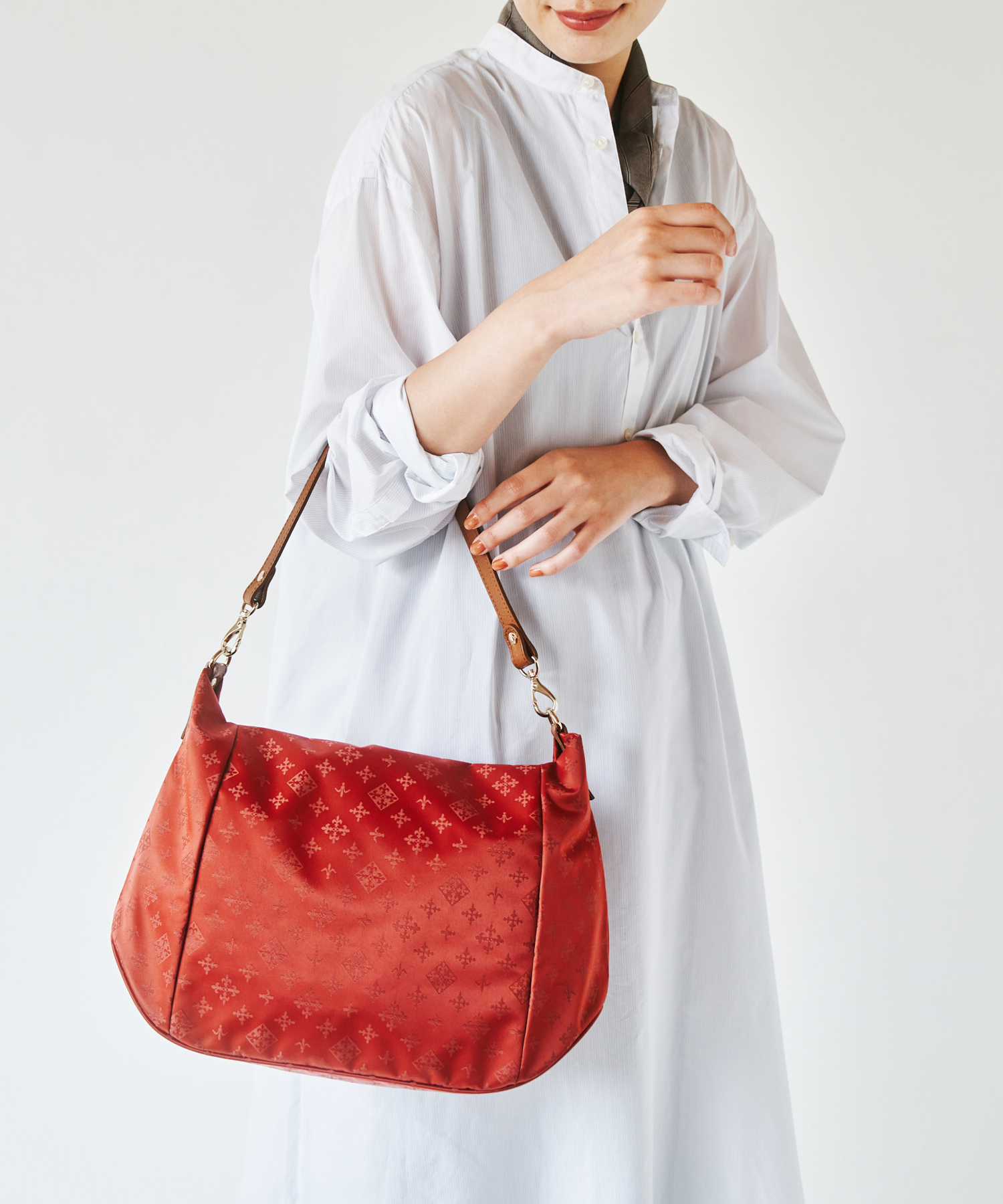 russet ラシット ハンドバッグ ショルダーバッグ　ポーチ　3way 新品 russet✨3way ショルダーバッグ シボ革 収納専用ポーチ付