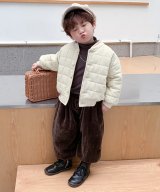 ベージュ