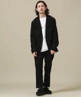 ブラック