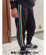 ブラック