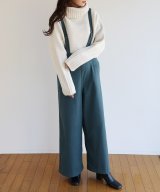 ブルー