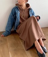 ブラウン
