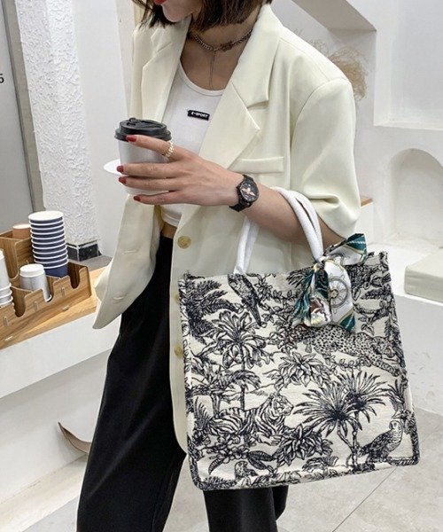 森林動物柄トートバッグ レディース Aimoha アイモハ Aimoha D Fashion